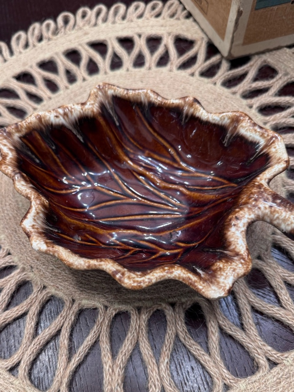 HULL Vintage Brown Drip Pottery Maple Leaf Oven safe candy bowl USA